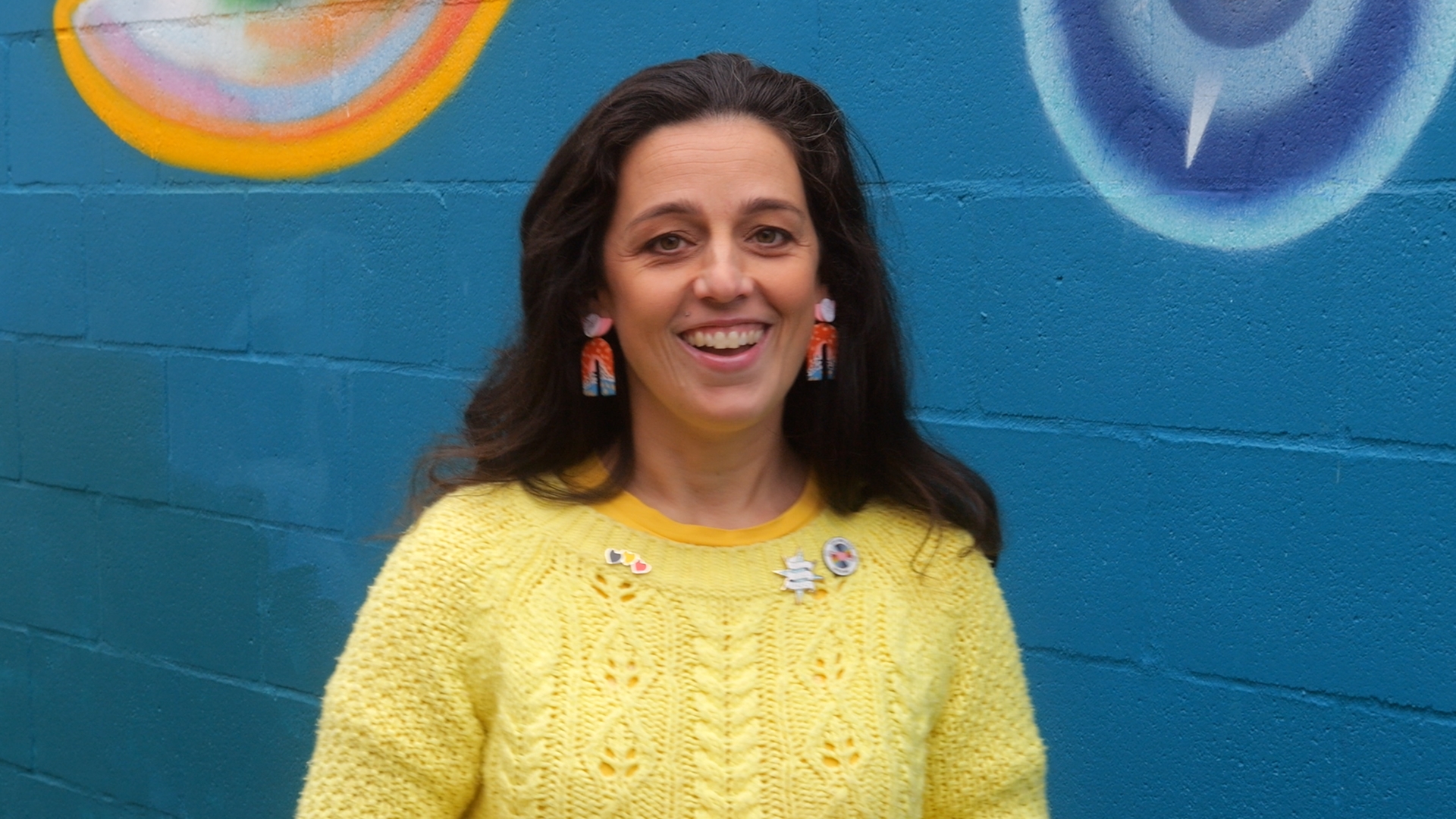 Cheers to Ideas committee member Noni Brislin.