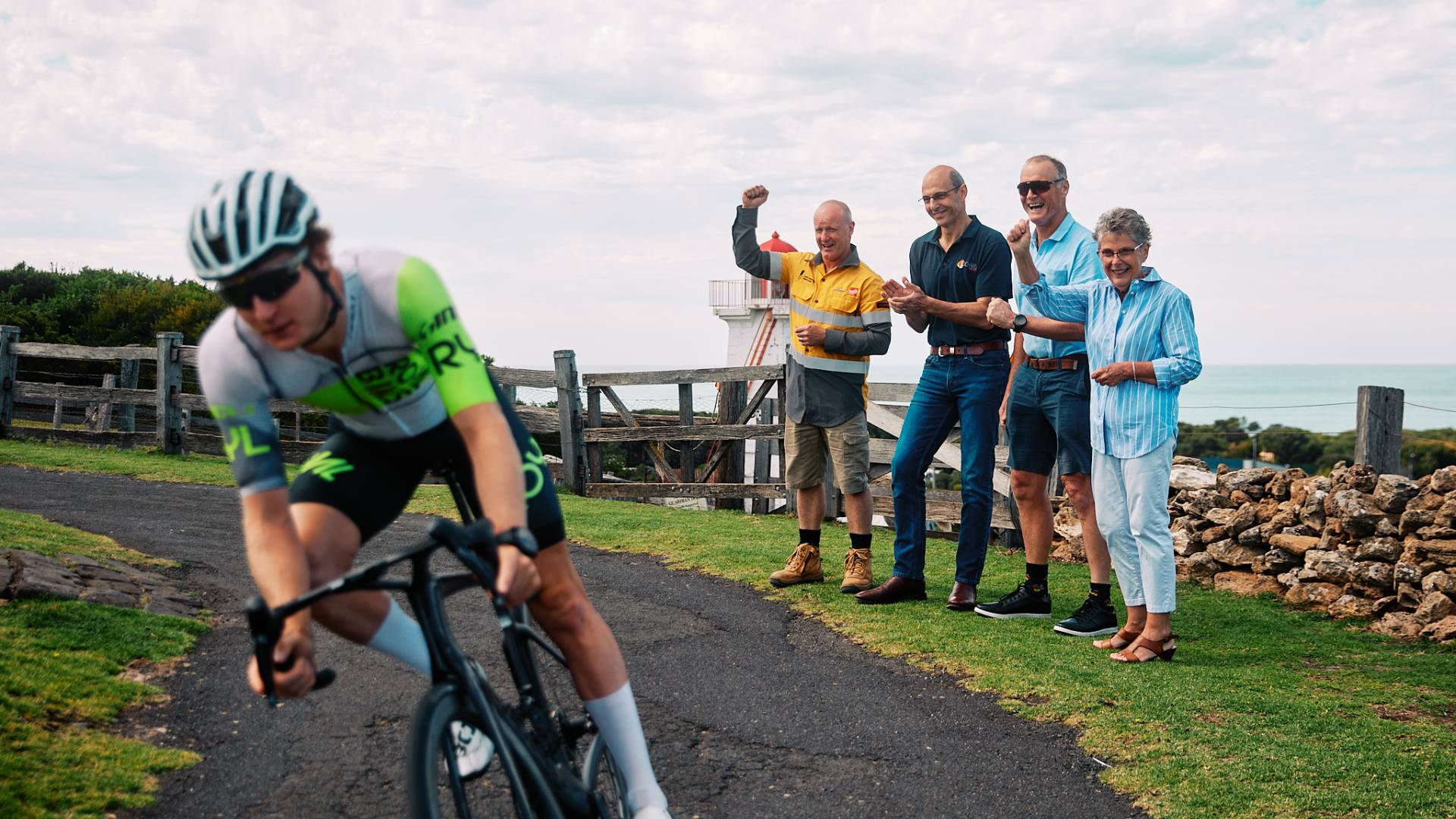 2024 Melbourne to Warrnambool competitor Jack Aitken, Powercor Field Leader Brian Sealey, Iona Gas Facility General Manager – Lochard Energy Josh McKenzie, Chair of the Warrnambool Citizen’s Road Race Committee Shane Wilson, Warrnambool Deputy Mayor Vicki Jellie.