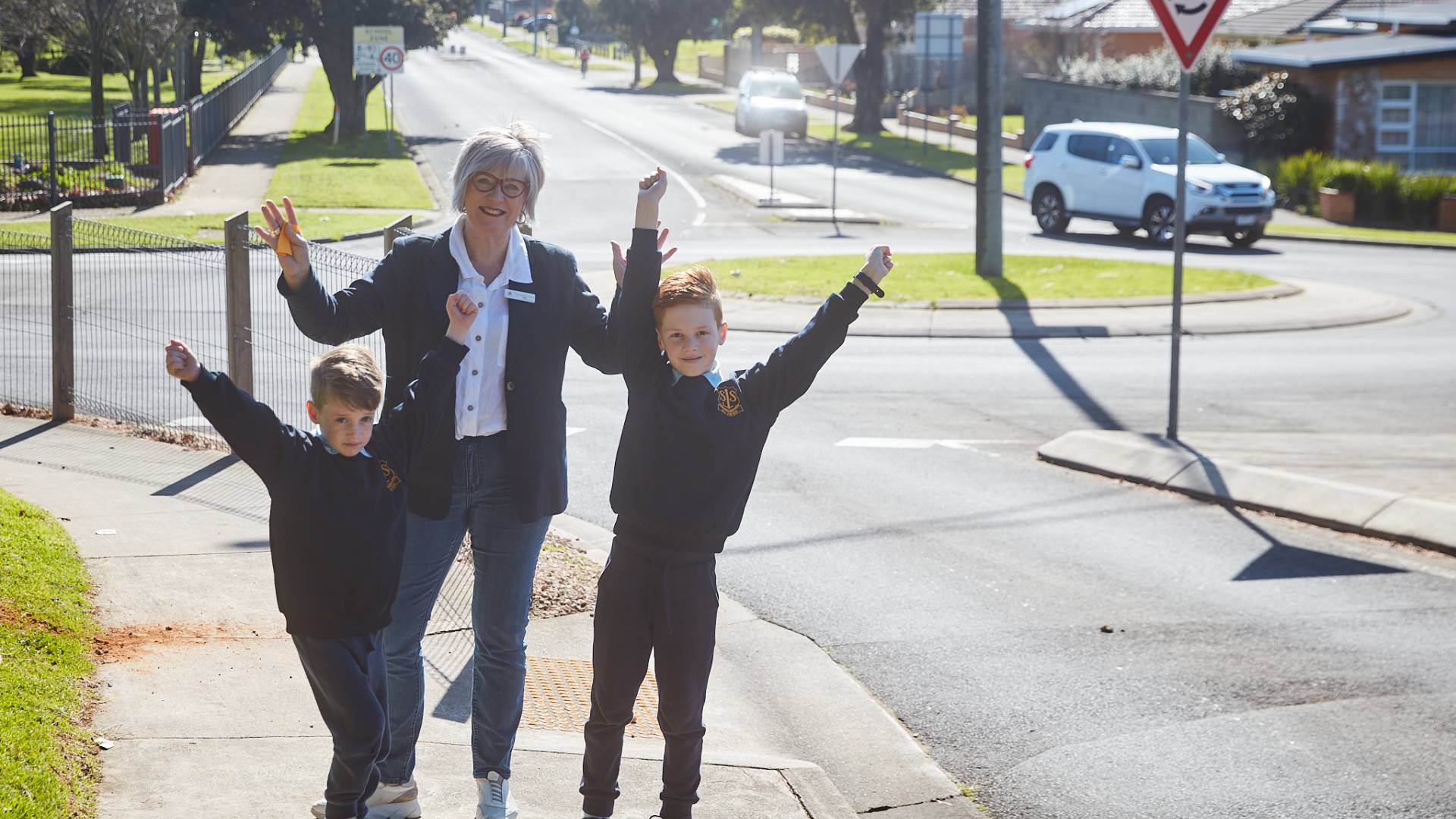 Mayor Debbie Arnott with St Joseph's Primary School students Austin and Elliot Smock.