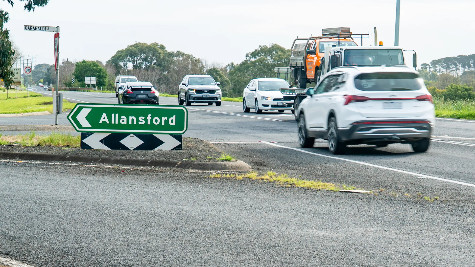 Garabaldi Lane and Princes Highway intersection