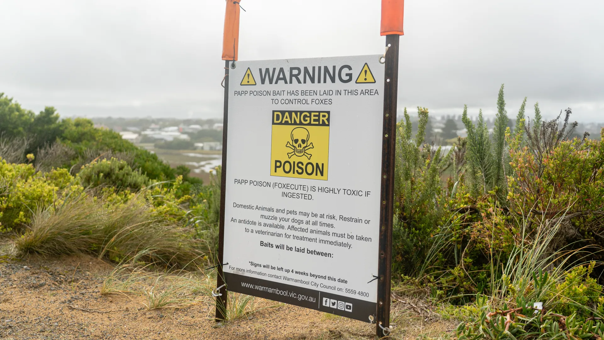 Fox baiting warning sign
