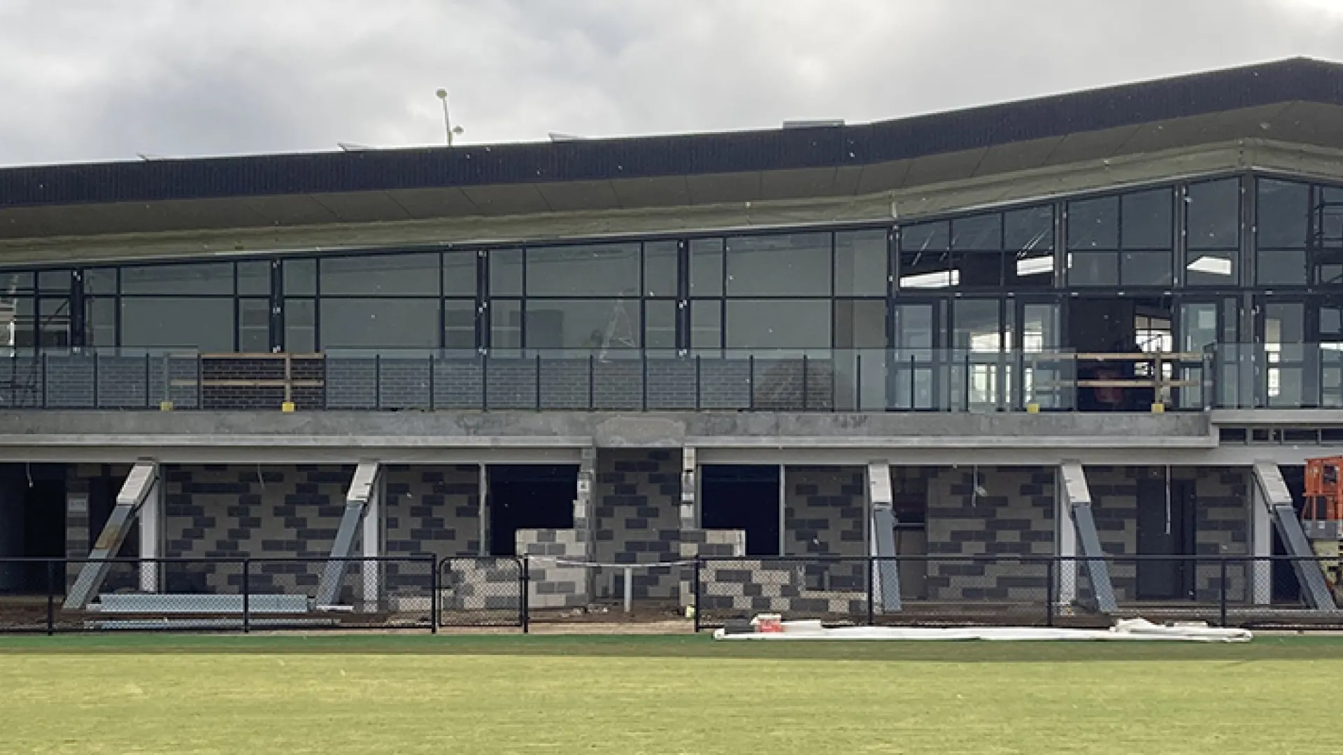Reid Oval pavilion under construction