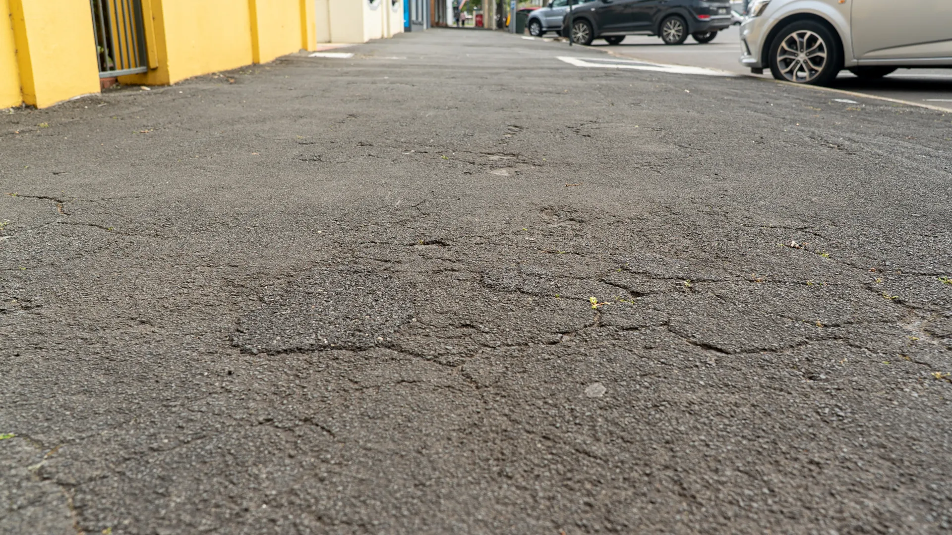 Timor Street footpath, pre-renewal