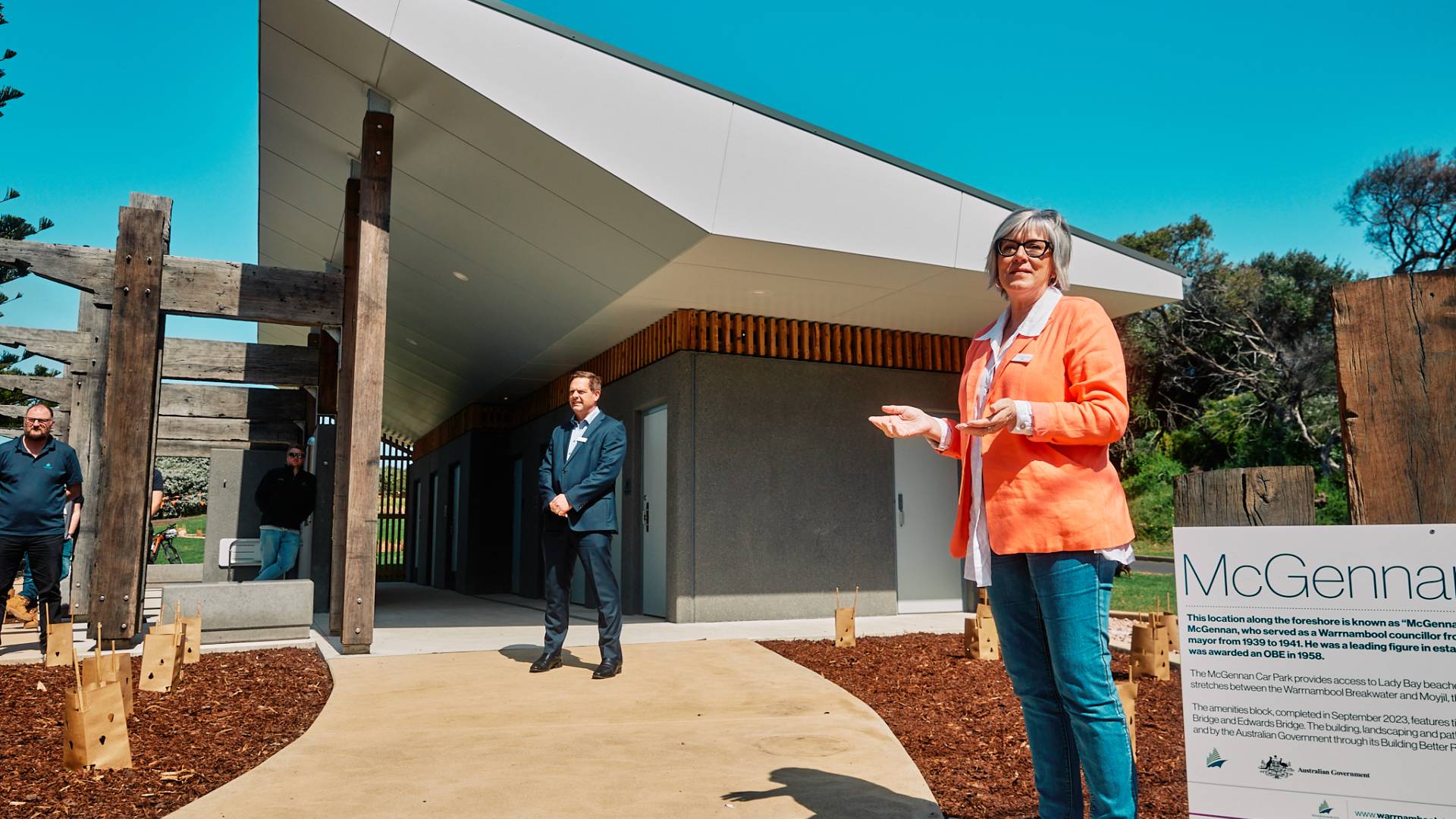 Mayor Cr Debbie Arnott opens the new amenities building at McGennans.