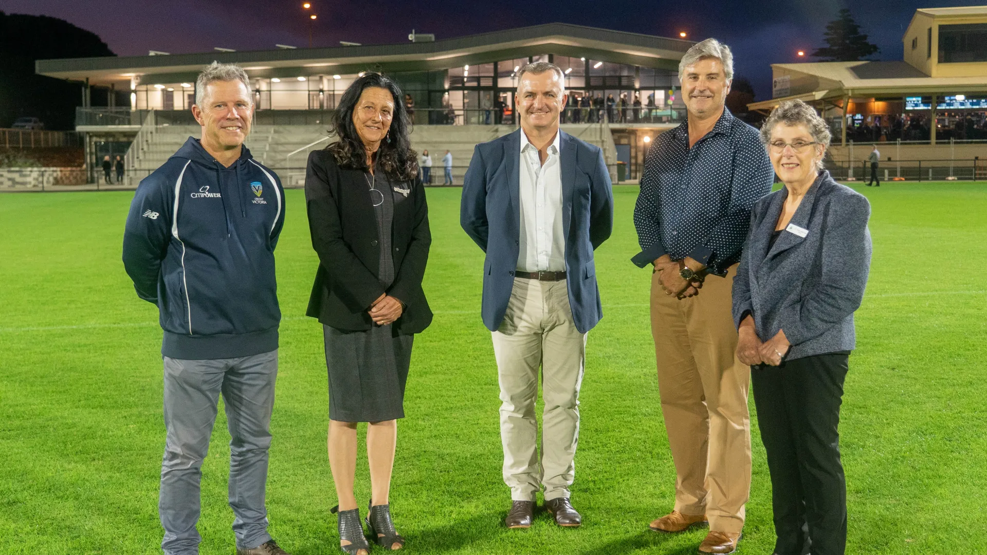 Cricket Victoria Renegades Area Manager Chris Harris, Christine Couzens MP, AFL Head of Facilities and Local Government Partnerships Shayne Ward, former Warrnambool Mayor Tony Herbert and Warrnambool Mayor Cr Vickie Jellie