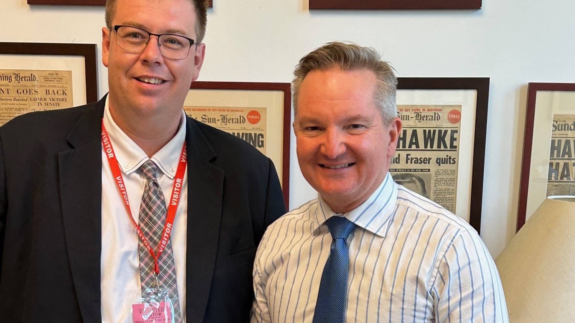  Mayor Cr Ben Blain and Minister for Climate Change and Energy Chris Bowen.