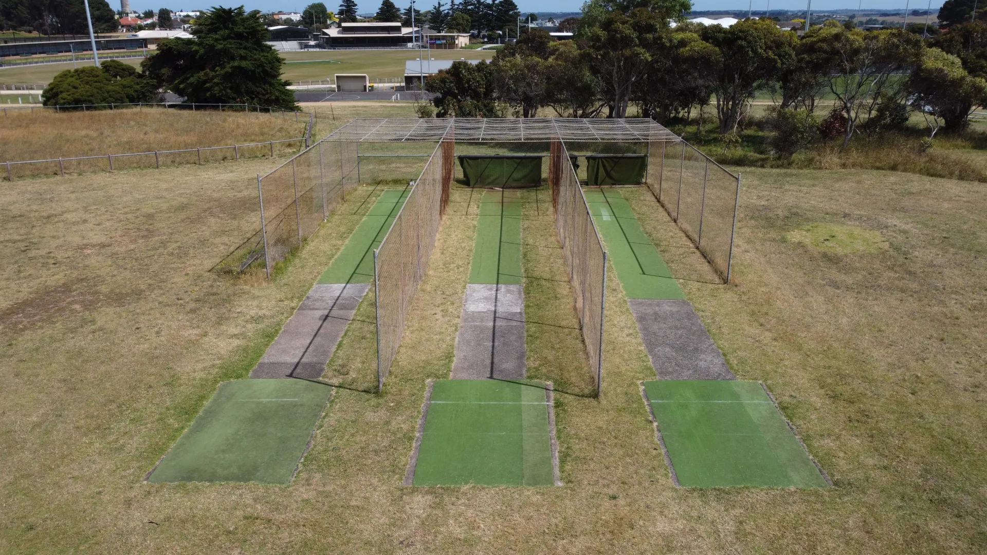 Walter Oval