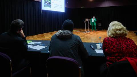 Sherri Symons presenting at a previous Ideas Place Pitch Night