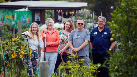 Convener Courtney Mathew, volunteer Adele Kenneally, committee member Tonia Wilcox, volunteer Brian cook and Deputy Convener Geoff Rollinson