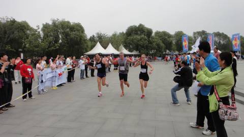 Nigel and Tracey Kol completing the 2013 half-marathon