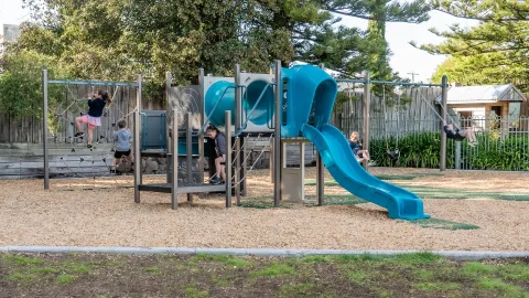 Lyndoch Avenue Playground
