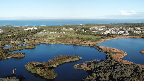 Lake Pertobe panorama