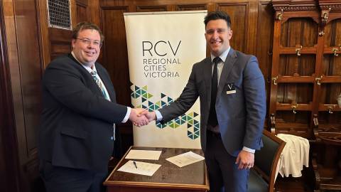 Warrnambool Mayor Cr Ben Blain and Shepparton Mayor Cr Shane Sali at the Regional Cities Victoria meeting.