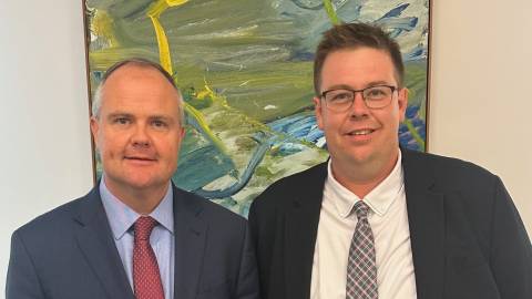  Shadow Minister for Climate Change and Energy Ted O'Brien and Mayor Cr Ben Blain.
