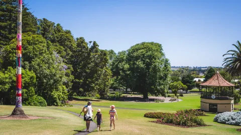 Warrnambool Botanic Gardens. Picture by Distan Bach Photography.