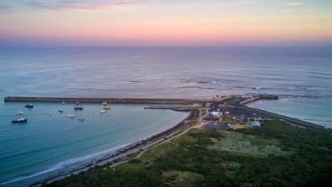 Warrnambool Breakwater